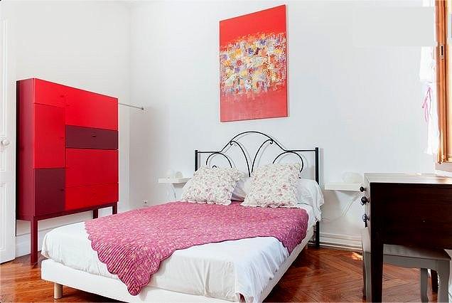 Bellevue Apartment *
